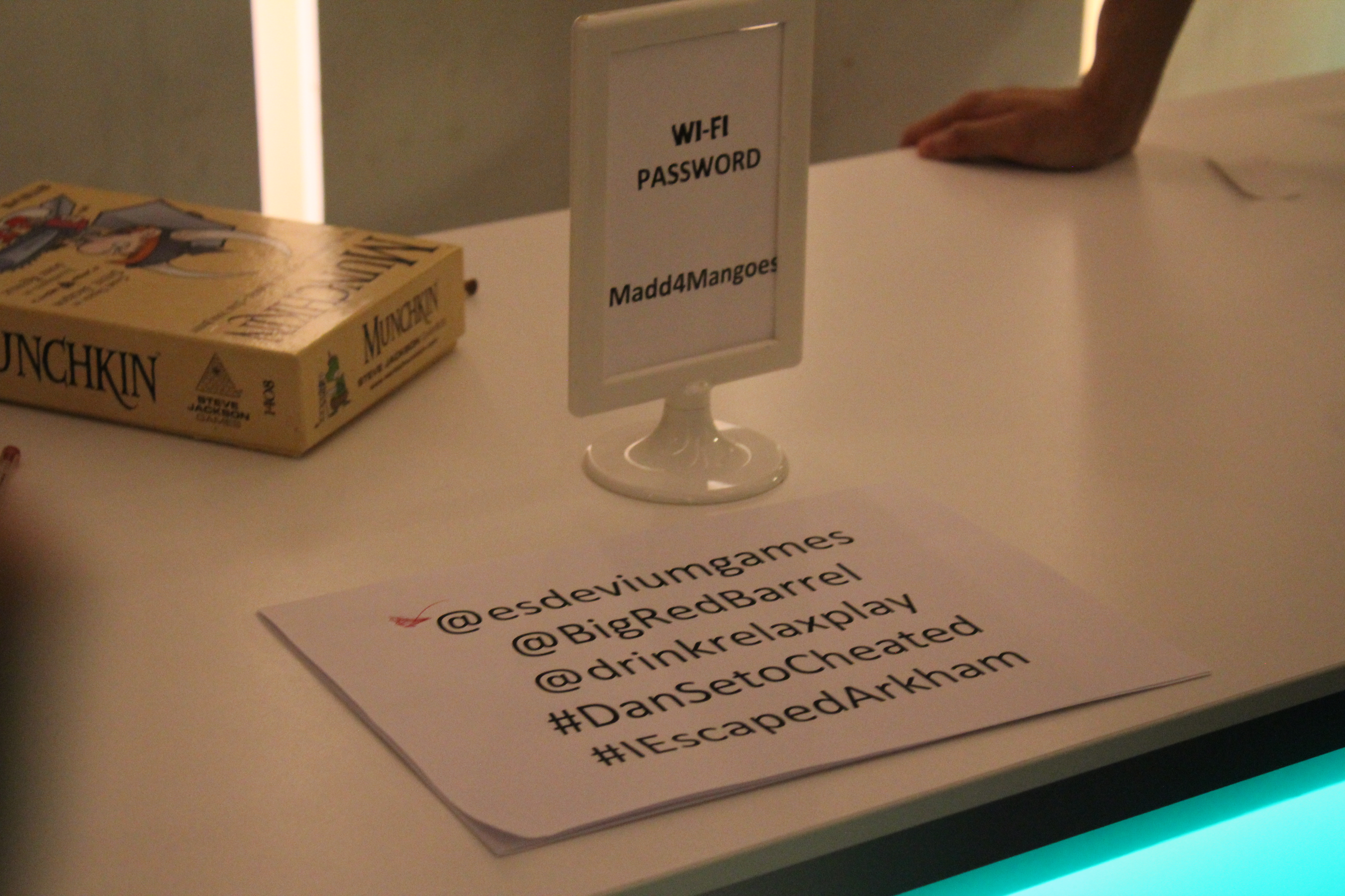 The main competition through the night was run through Twitter, with entrants tweeting the above message. Much confusion was cause as people saw their feeds filled with accusations against Seto.